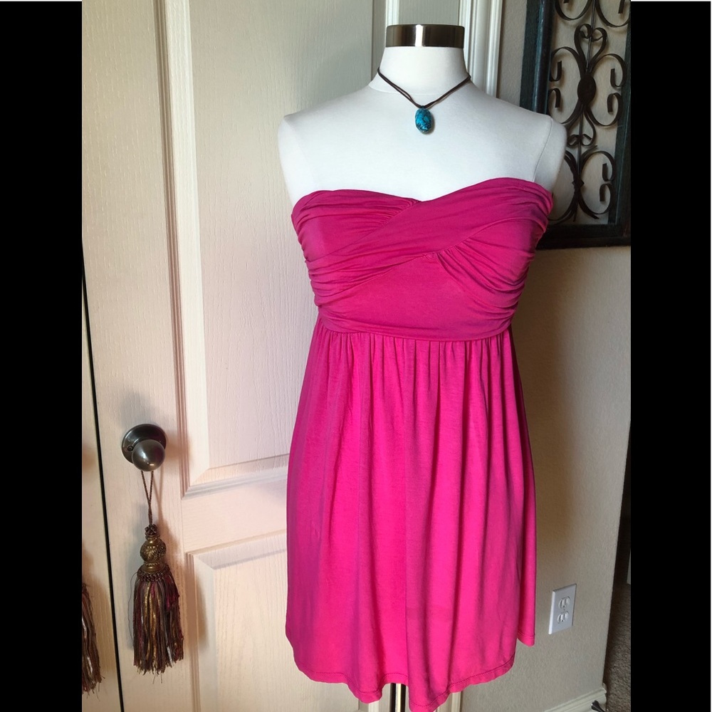 Pink sleeveless knit dress